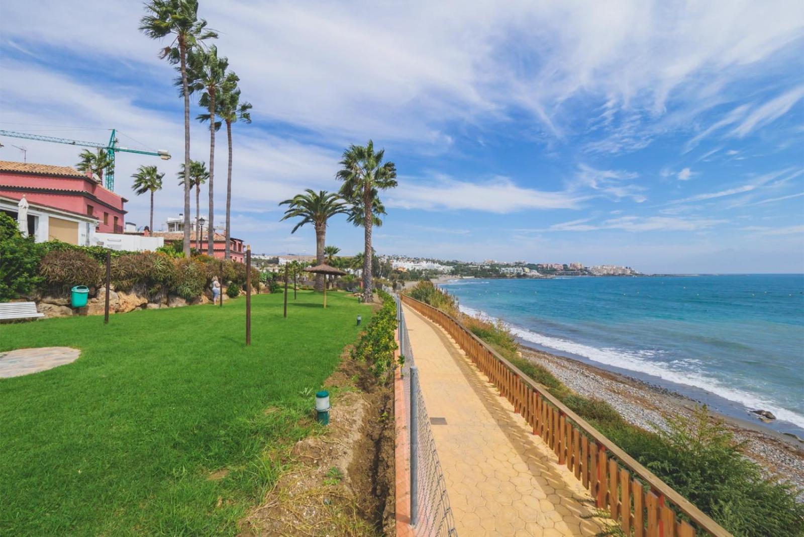 فيلا Estrella Del Mar إِستيبونا المظهر الخارجي الصورة